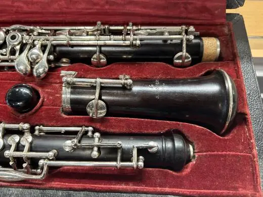 A.ROBERT OBOE 2